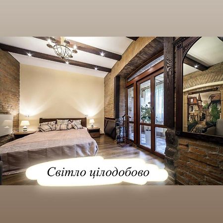 Vip Castle Apartmens Lemberg Exterior foto